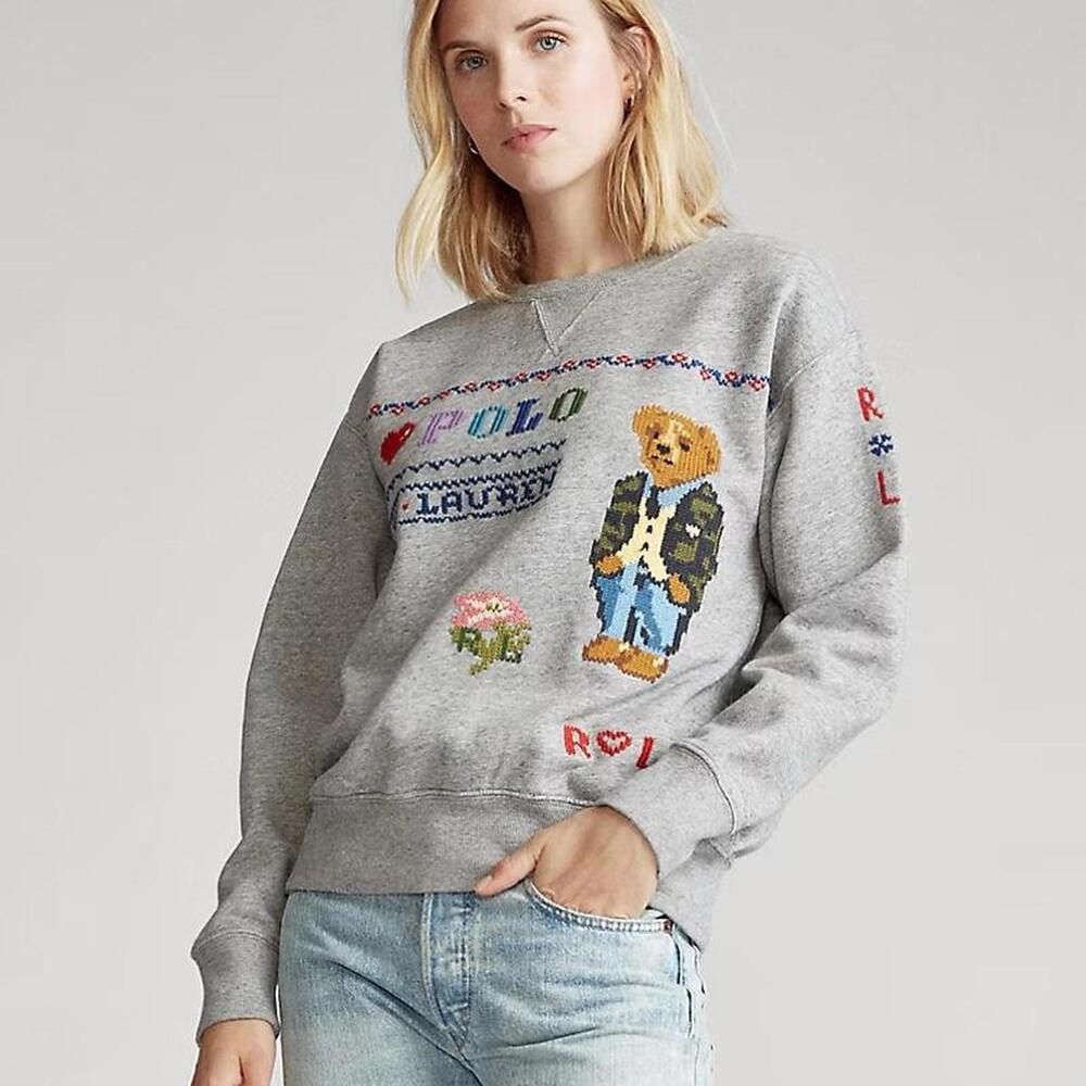 Ralph Lauren Gray Sweatshirt with Bear Design